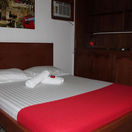 Pasadena Hostel Калі Екстер'єр фото