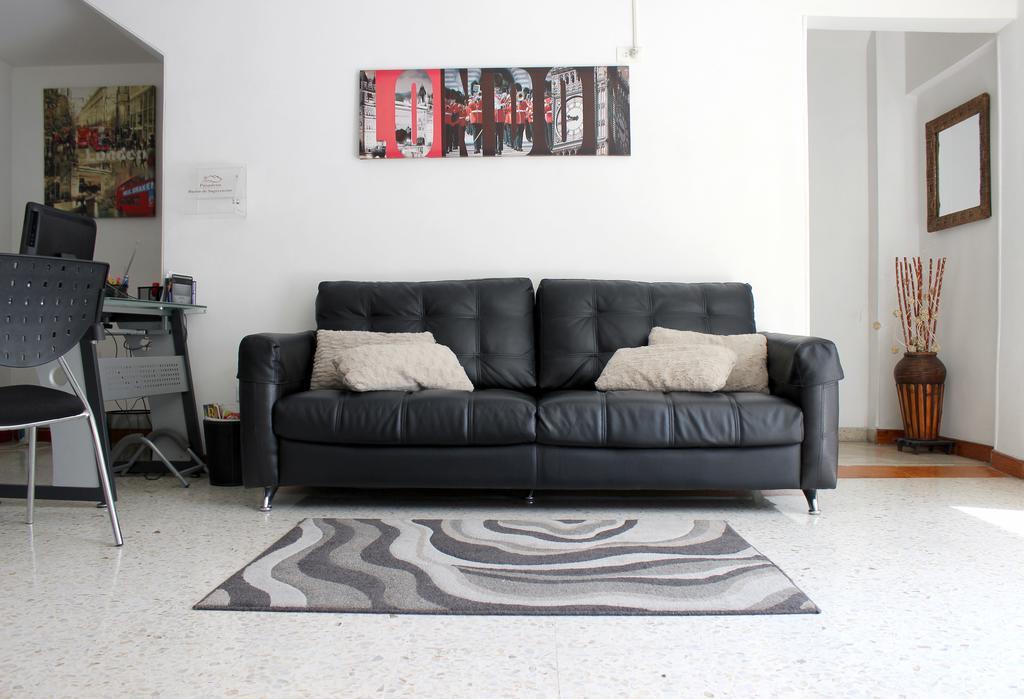 Pasadena Hostel Калі Екстер'єр фото