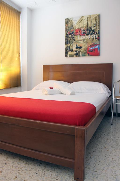Pasadena Hostel Калі Номер фото